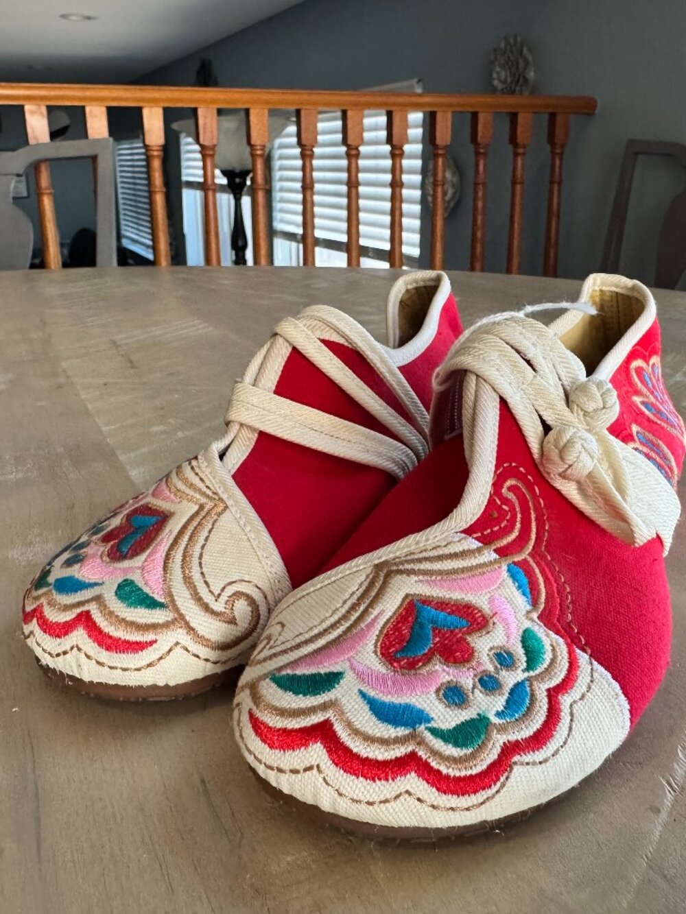 Pair of vintage-style Chinese embroidered cloth ballerina flats